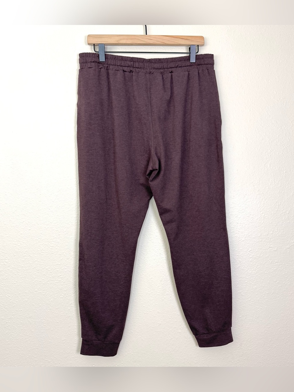 Vuori Performance Jogger Fig Heather Brown Lightweight DreamKnit Size Large - Picture 7 of 9